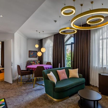 Ivy Garden Hotel Baku Exteriör bild Suite at the Hotel