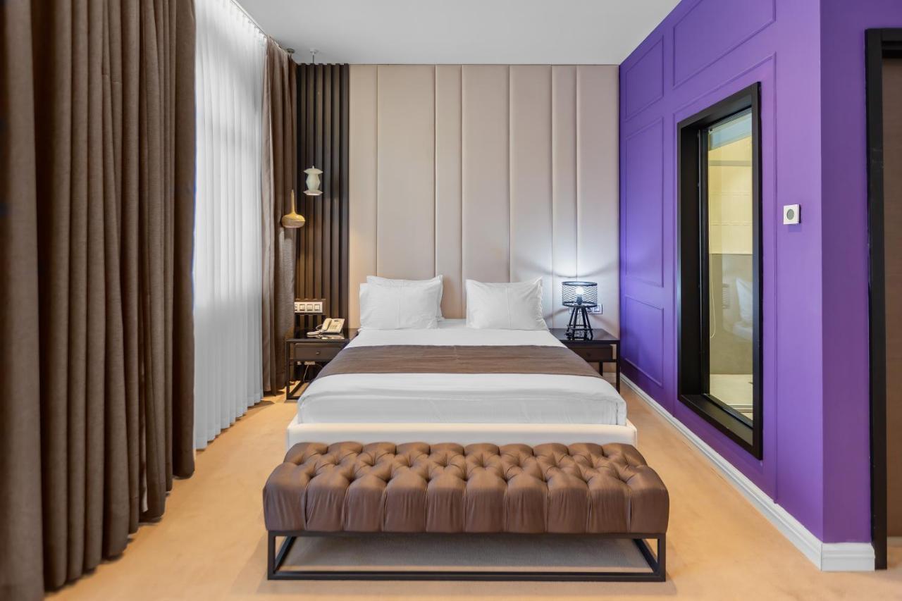 Ivy Garden Hotel Baku Exteriör bild A bedroom
