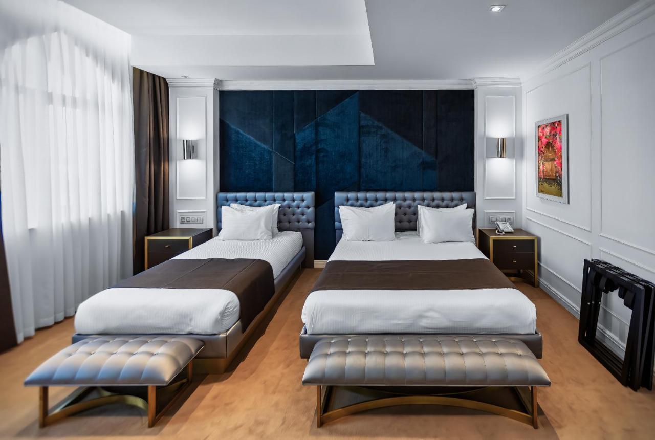 Ivy Garden Hotel Baku Exteriör bild Deluxe room
