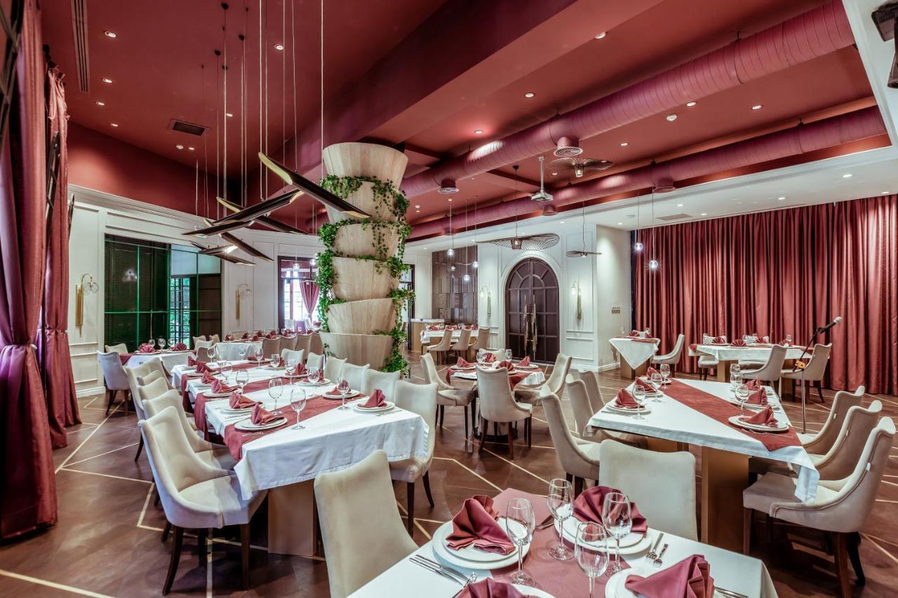 Ivy Garden Hotel Baku Exteriör bild Restaurant