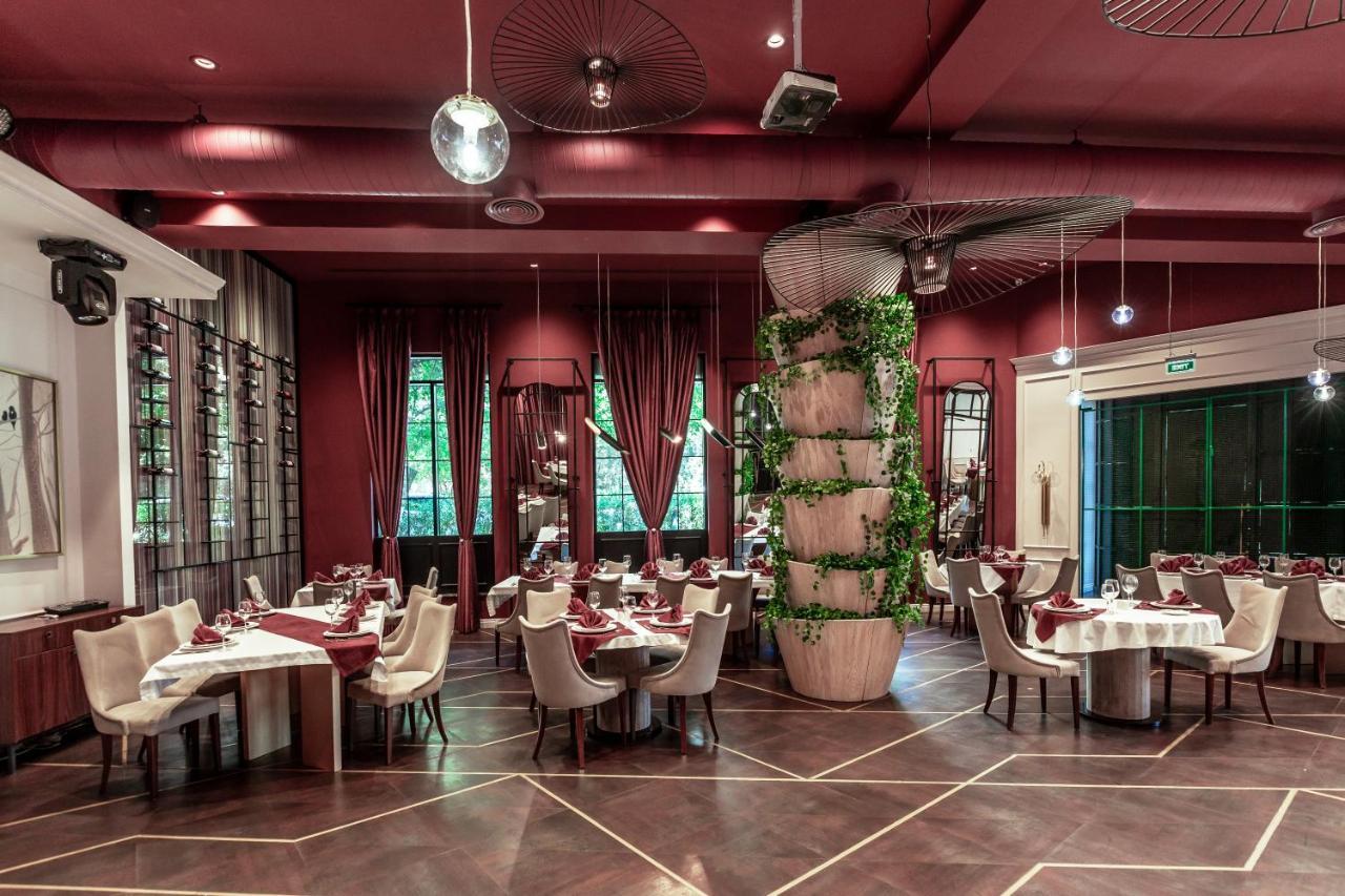 Ivy Garden Hotel Baku Exteriör bild Restaurant