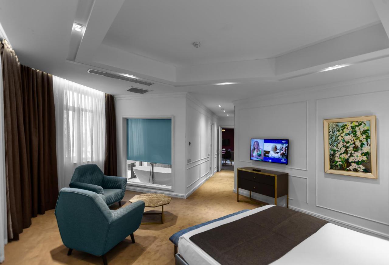 Ivy Garden Hotel Baku Exteriör bild Suite